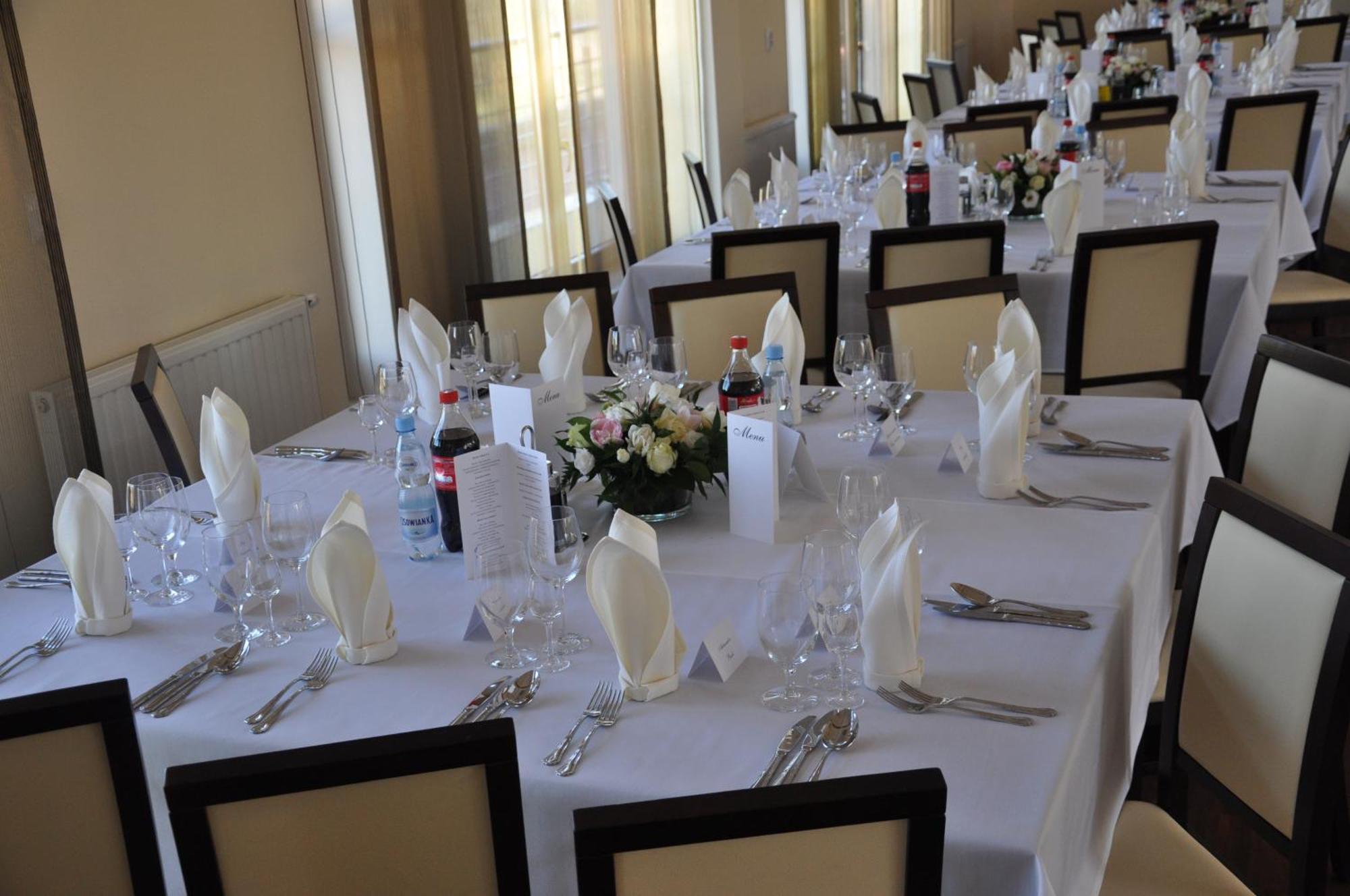 Hotel Aviator Kielce "Business Hotel Medical & Spa" Extérieur photo