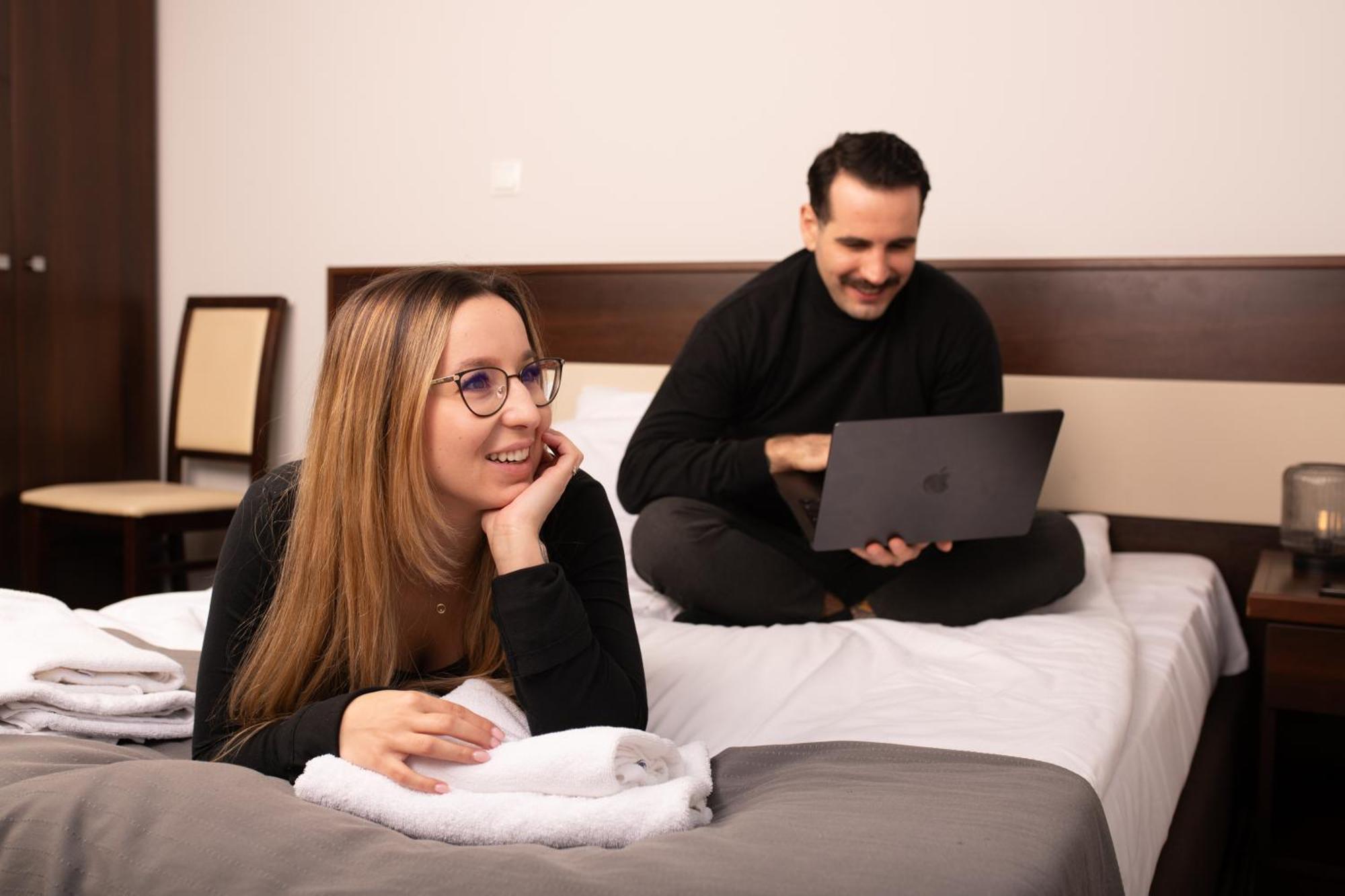 Hotel Aviator Kielce "Business Hotel Medical & Spa" Extérieur photo