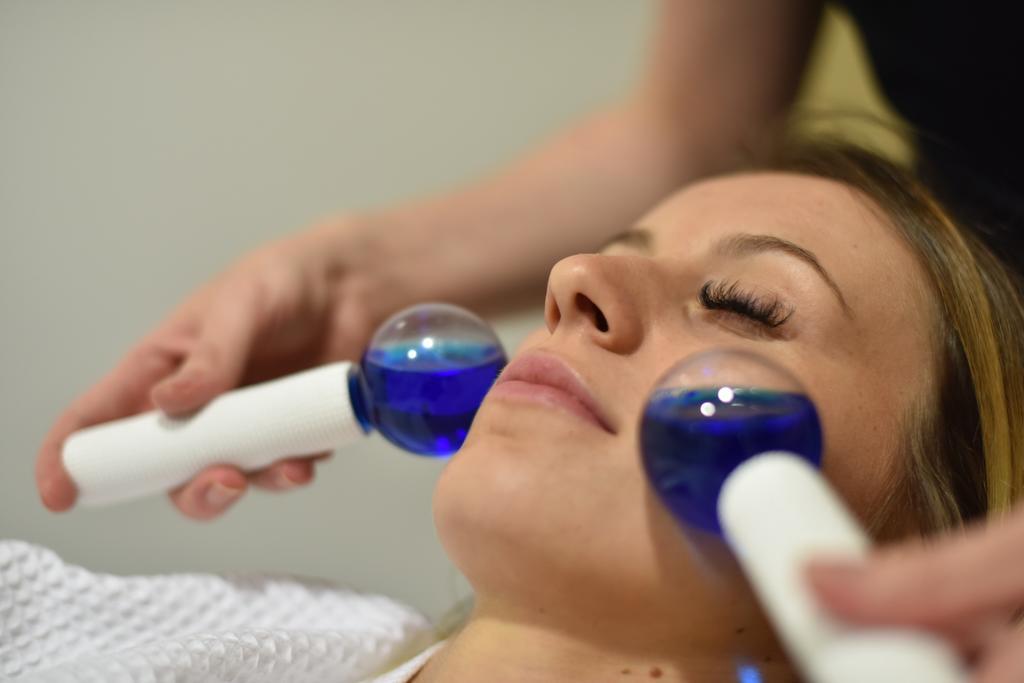 Hotel Aviator Kielce "Business Hotel Medical & Spa" Extérieur photo