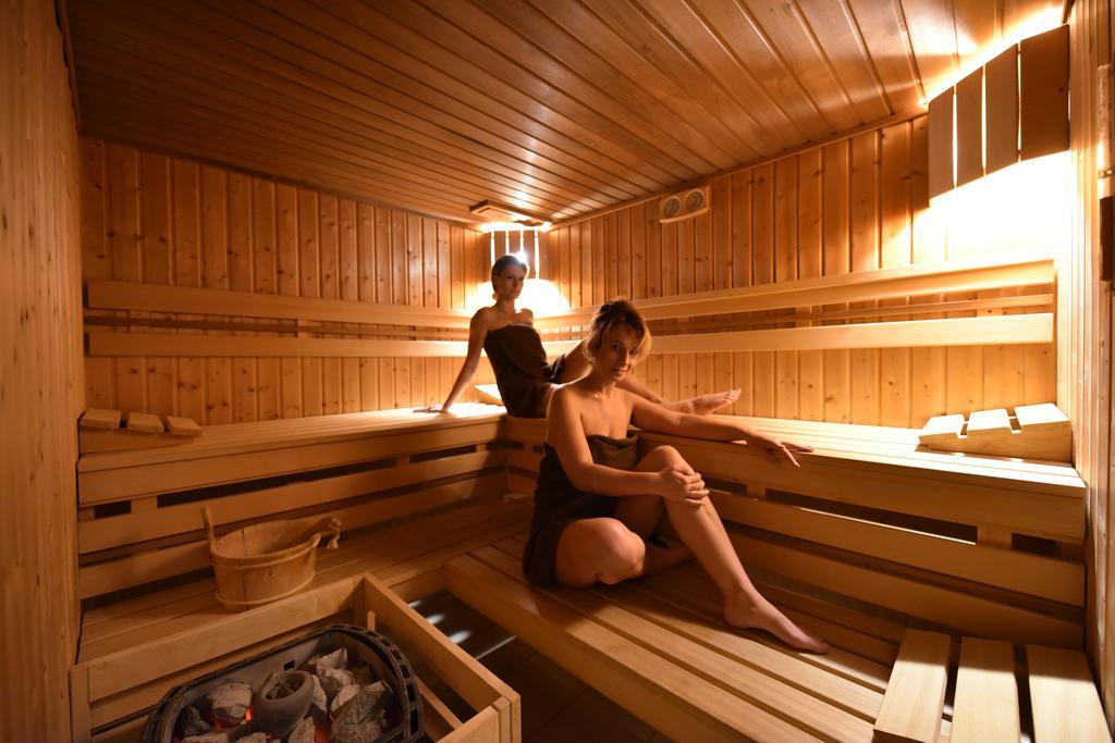 Hotel Aviator Kielce "Business Hotel Medical & Spa" Extérieur photo